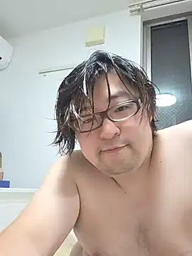 yuuki198912 online show from August 5, 2026, 1:47 pm