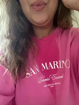 yassminsexy22 online show from July 3, 2026, 11:27 am
