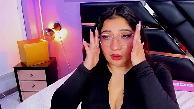 Emma monserrat online show from July 9, 2026, 11:25 am