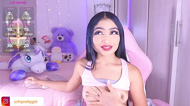 urfavprettygirl online show from May 16, 2026, 2:19 am