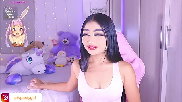 urfavprettygirl online show from June 26, 2026, 6:40 am