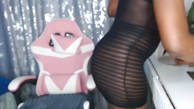 MissBigNipples online show from July 22, 2026, 2:36 am