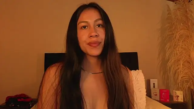 EmiGomez  online show from June 30, 2026, 5:25 pm