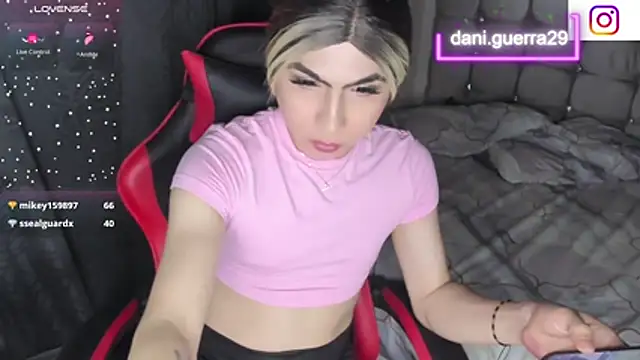 Snapshot of saskya chatting on July 4, 2026, 8:31 am saskya online show from July 4, 2026, 8:31 am