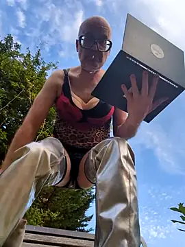 biffboff123 online show from July 10, 2026, 5:01 am