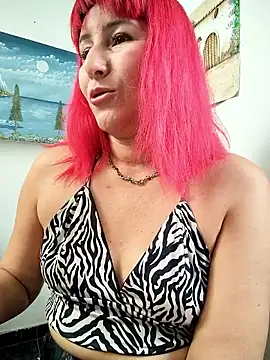 florecita9 online show from June 17, 2026, 5:25 pm
