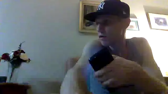 kollzCloudzz online show from June 15, 2026, 2:58 am