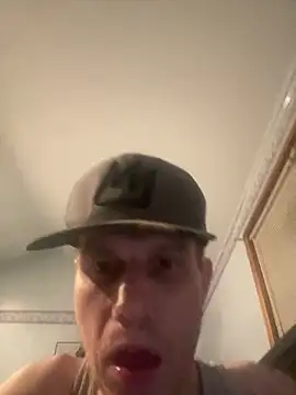 kollzCloudzz online show from July 16, 2026, 3:12 am