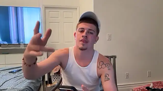cashmastercj online show from June 20, 2026, 3:42 am
