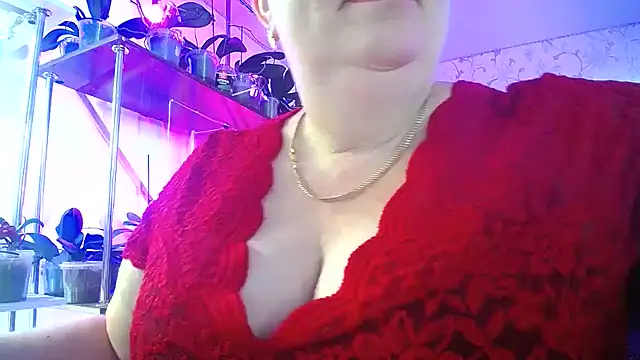  Sweet Woman online show from June 11, 2026, 6:44 am