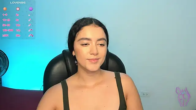 Snapshot of Adhara-zanne chatting on June 30, 2026, 10:05 am Adhara-zanne online show from June 30, 2026, 10:05 am