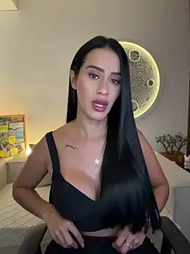 SarahhSmitth1 online show from June 24, 2026, 10:09 pm