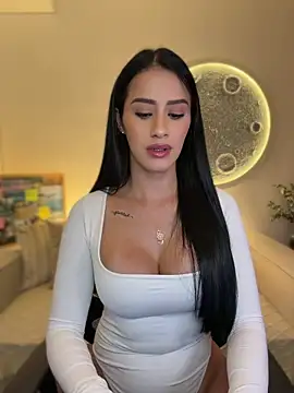 SarahhSmitth1 online show from July 5, 2026, 12:39 am