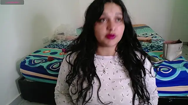 Laurenkenner  online show from July 23, 2026, 7:12 pm