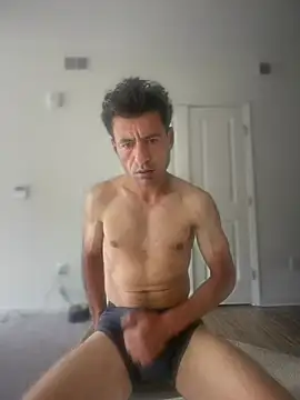 Natural sexy33 online show from June 26, 2026, 8:46 pm