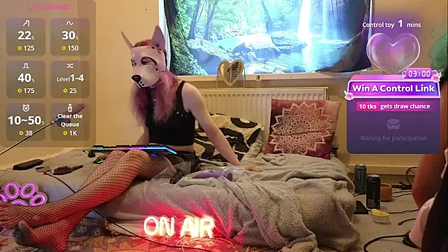 V Trixx online show from August 4, 2026, 6:32 pm