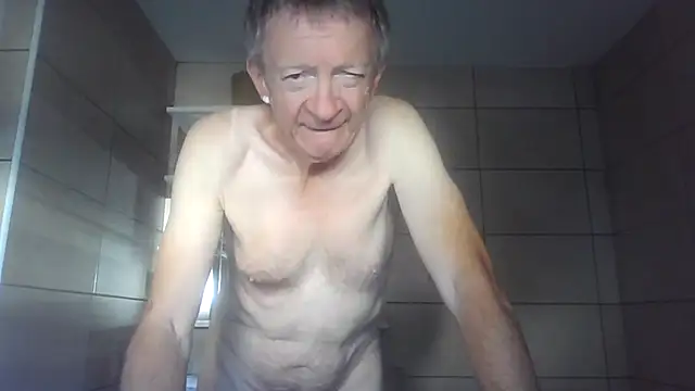 naturiste974 online show from June 29, 2026, 7:58 am