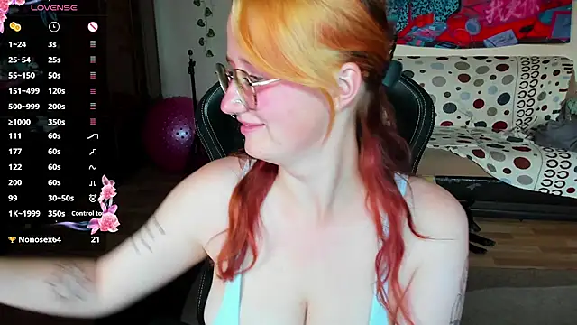 KrisTyBooBsin online show from July 7, 2026, 4:22 pm