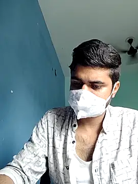 Ishan003 online show from June 15, 2026, 4:47 am
