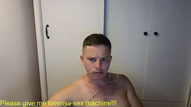 BigL0ve online show from July 18, 2026, 2:10 pm