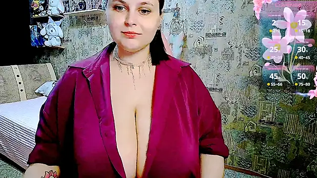 WhisperInTheDarkk online show from July 28, 2026, 9:03 pm