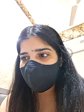 Snapshot of aaliya_bhattt chatting on June 23, 2026, 5:22 pm aaliya bhattt online show from June 23, 2026, 5:22 pm
