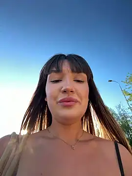 Sophie Avory online show from July 18, 2026, 4:44 pm