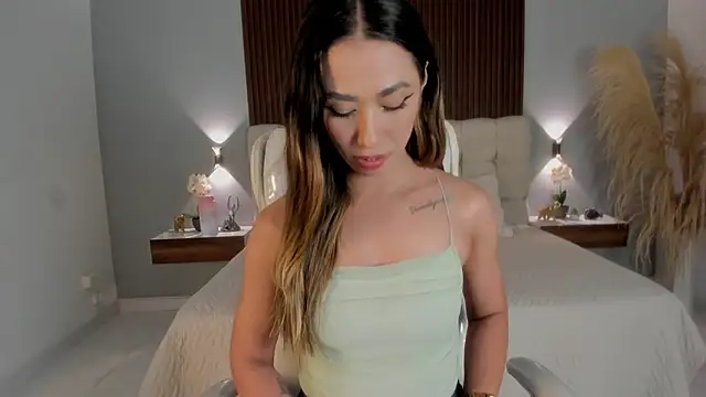 Emma23   online show from April 26, 2026, 10:13 am