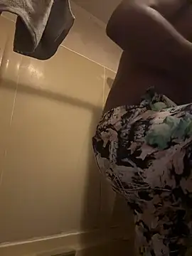 SluttyLyfe4L online show from July 22, 2026, 4:15 am