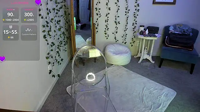 Snapshot of Peaches_N_Kreme chatting on May 28, 2026, 2:31 am Peaches N Kreme online show from May 28, 2026, 2:31 am