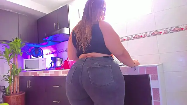 Emma-evans online show from July 19, 2026, 1:59 pm