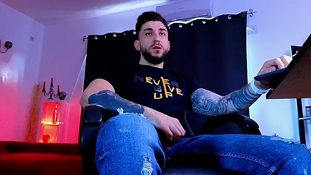 MightyAaron66 online show from April 29, 2026, 4:49 am