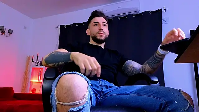 MightyAaron66 online show from May 21, 2026, 3:35 am