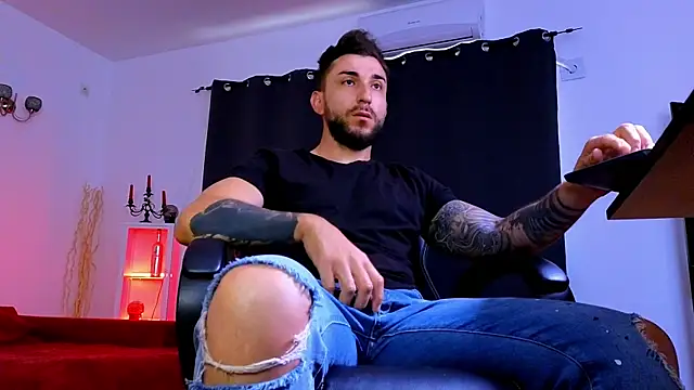 MightyAaron66 online show from June 13, 2026, 3:15 am