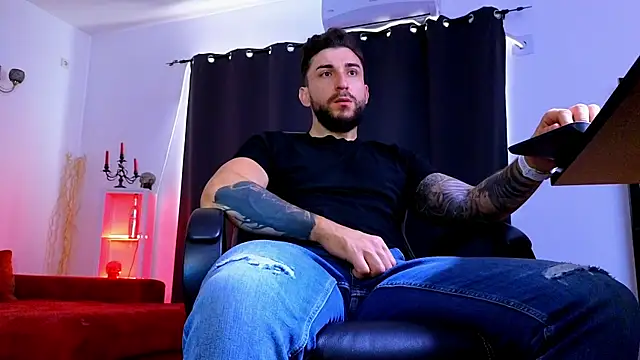 MightyAaron66 online show from July 26, 2026, 4:53 am