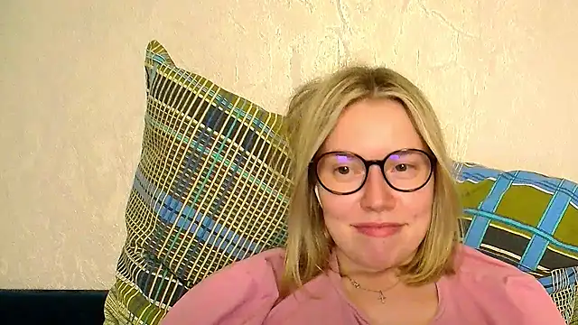 TaylorBre online show from May 22, 2026, 11:43 pm