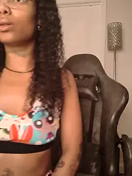 butterflybootyy online show from May 4, 2026, 7:48 am