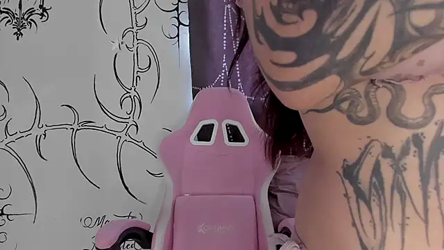AlyRoses online show from July 1, 2026, 4:29 pm