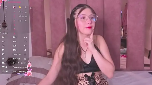 sweetniite online show from July 28, 2026, 4:08 am