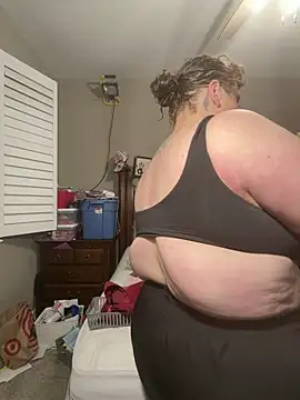 laninasub online show from June 17, 2026, 4:37 am