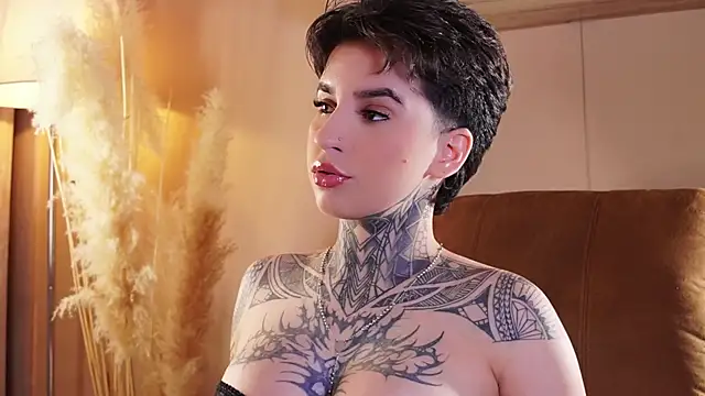 AliceShazaham  online show from May 14, 2026, 8:21 am