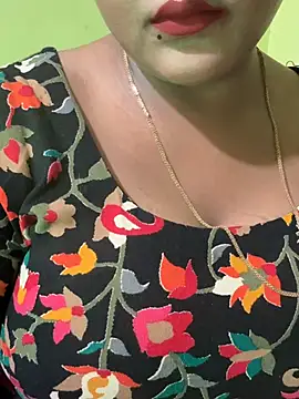 Ayesha mahi online show from June 22, 2026, 8:44 am