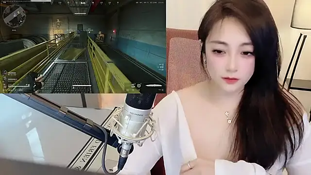 Daisy-77 online show from July 9, 2026, 2:10 pm