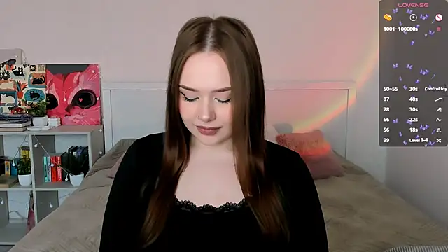 LittleKiitten online show from June 30, 2026, 2:51 pm