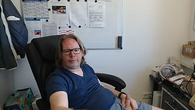 VSteph online show from June 15, 2026, 1:46 pm