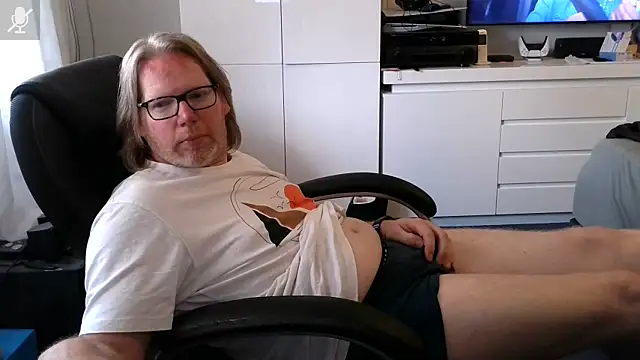 VSteph online show from June 16, 2026, 6:54 pm