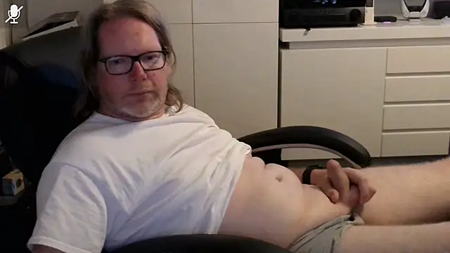 VSteph online show from July 26, 2026, 9:32 pm