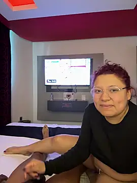 m0ondolly online show from July 7, 2026, 12:02 am
