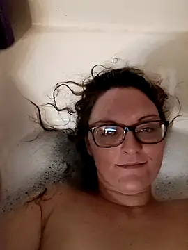 Harley428 online show from February 23, 2025, 3:51 pm