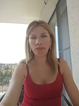 EvaRush online show from July 21, 2026, 8:05 am